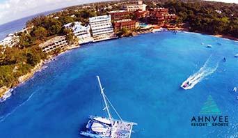 playa-encuentro-oceanfront-yachts