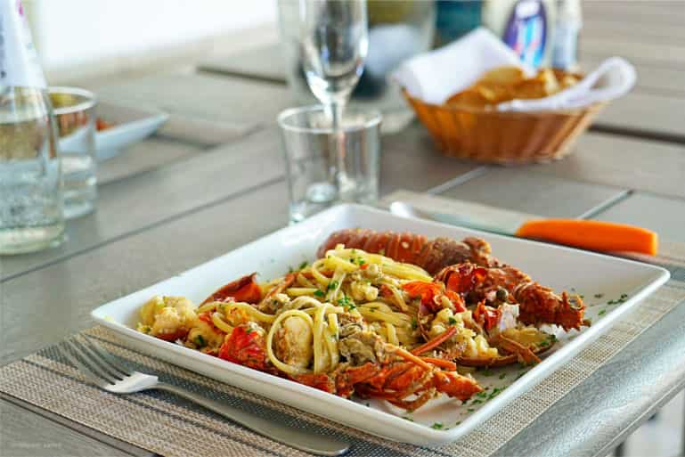 hotel new garden restaurant dinner